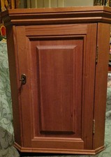 Credenza angolare casetta di