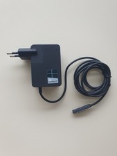 Alimentatore Caricabatterie Microsoft Surface Mod 1513 usato come Nuovo