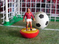 VINTAGE 1970s SUBBUTEO -