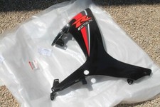 FLANC CARENAGE DROIT pr SUZUKI