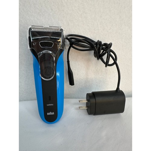 Braun wet dry electric shaver - wet,