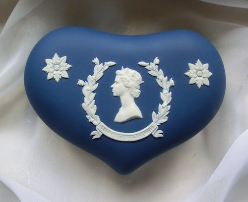 Wedgwood cobalt blue - blue, heart