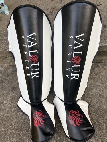 Valour strike shin - strike,