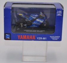 DIE CAST 1/32 " YAMAHA YZR -