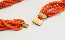 collana multi filo corallo