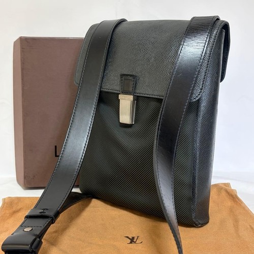 Borsa tracolla louis vuitton - a,