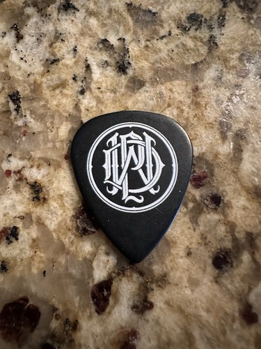 Parkway drive tour - parkway, guitar