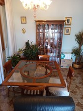 Salotto completo divano, poltrona, tavolino, tavolo e sedie, mobili