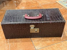 8-TRACK TAPE STORAGE CASE & 20