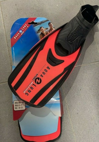 Pinne per snorkeling sub stock - pinne,