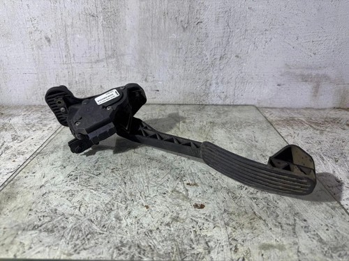 Volvo s60 acceleratore - volvo,