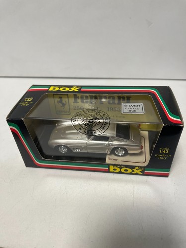 Model box auto die cast - box,