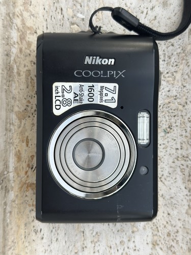 Fotocamera digitale nikon - fotocamera,