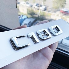 Distintivo lettere bagagliaio