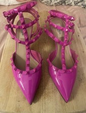 Valentino Rockstud Caged 65