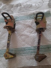 Tiranti e fermi porta