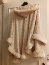 Mantella donna in eco pelliccia bianco panna, "Parisian Collection", tgl M-L