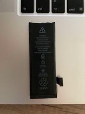 batteria Apple iPhone 5  a ioni di litio, 3.8 Volt, 1440mAh