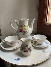 Servizio da the in porcellana