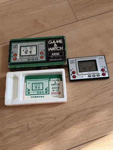 Nintendo game watch - game, &