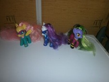 LOT 3 LITTLE PONY G4 SUPER