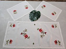 Set 3 centrini ricamati a mano su puro lino bellora ricamo punto pittura