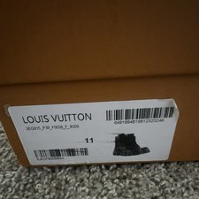 Louis Vuitton Men's Black