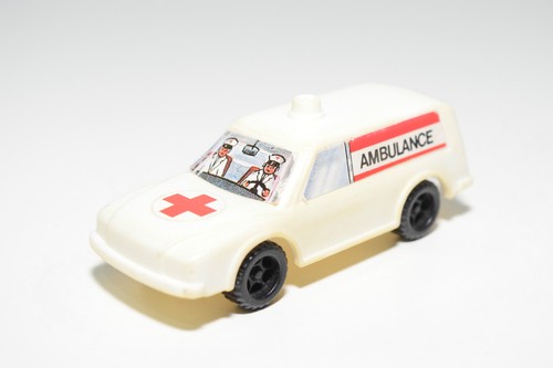 Auto ambulanza renault peugeot - auto,