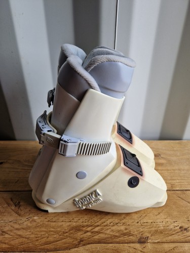 Nordica linea donna scarponi