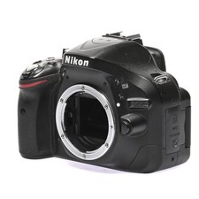 Nikon D5200 (nero) circa