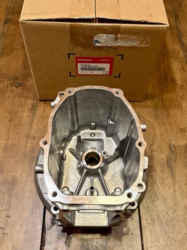 Honda crankcase assembly - crankcase,