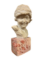 Mezzo busto scultura volto di