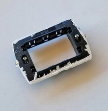 Bticino L4703 Telaio Supporto Living International Light 3 moduli con viti