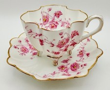 Antica tazza da tè e piattino