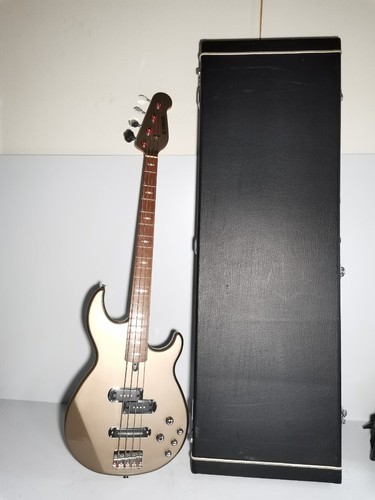 Basso elettrico yamaha - elettrico,