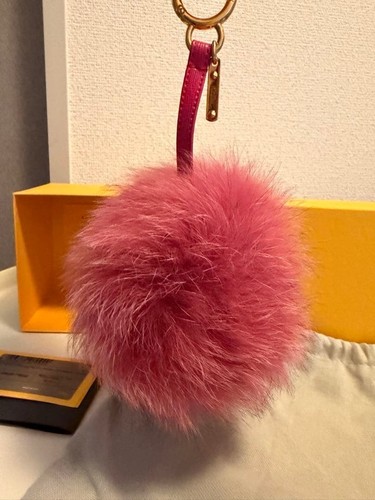 Fendi pom - pom, charm