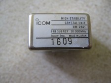 Unità cristallo alta stabilità Icom ORIGINALE CR-282 (aggiornamento TCXO) ottime condizioni