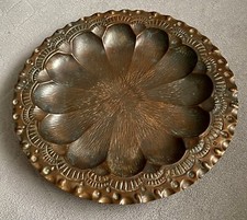 Piatto in rame con Tre Piedini