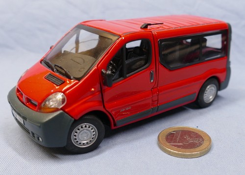 Hongwell renault trafic - 1/43,