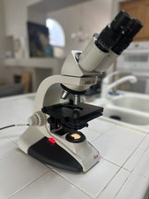 Leica DME Microscope DFC290