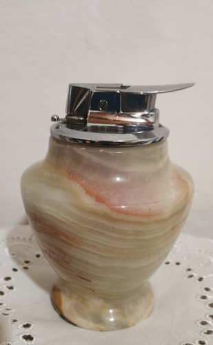 Accendino vintage anni in - vintage, 70