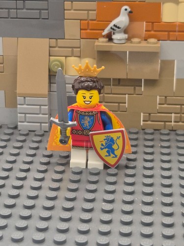 Lego lion knight queen - lion,
