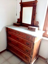 comò e cassettoni d'antiquariato