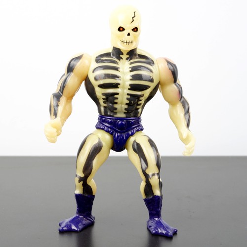 Scare glow masters of - glow,