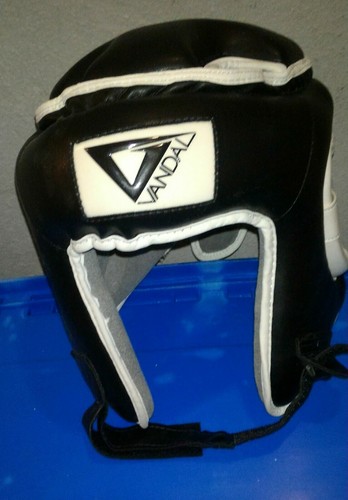 Casco boxe muay - muay, thai