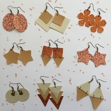 Orecchini pendenti realizzati a mano pelle geometrici triangolo arancio avorio