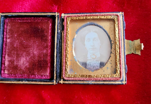 Petit daguerreotype dans son - petit,
