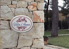 Targa in ceramica ovale per