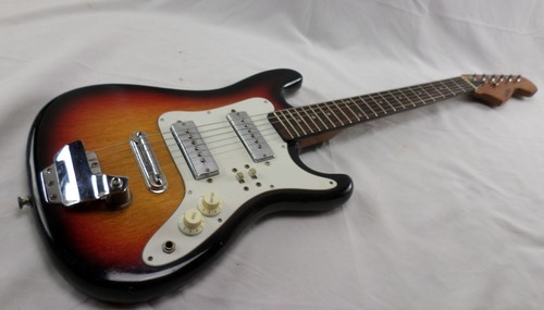 Chitarra elettrica satellite - chitarra,