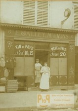 France Saint Etienne Wine Shop